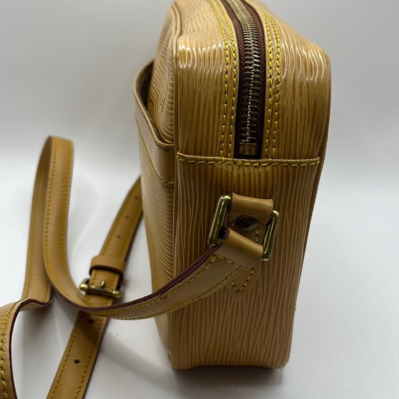 Louis Vuitton Trocadero - Picture 3 of 15